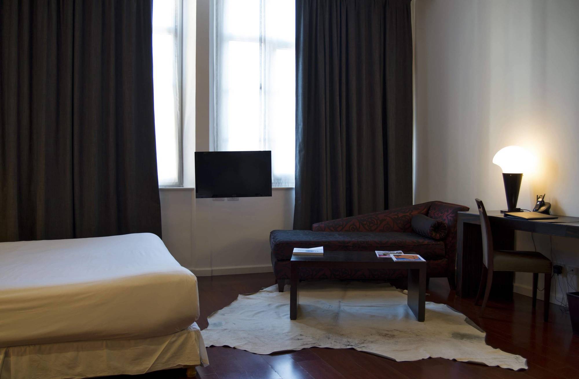 Hotel Moreno By Tay 4*